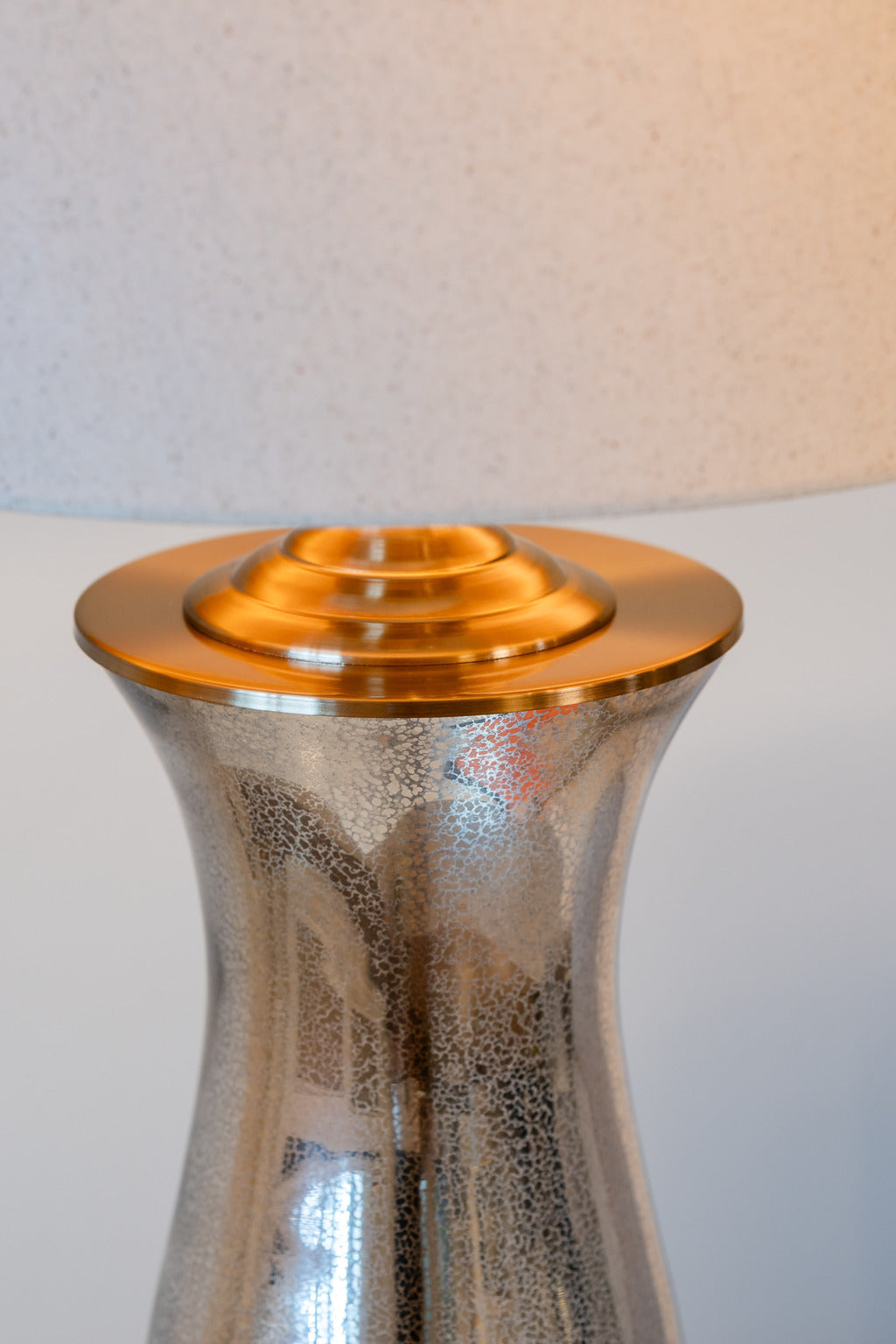 Gold lamp, Silver lamp, Lighting