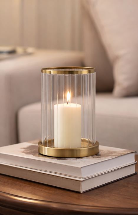 THE ARTHUR LANTERNS MEDIUM