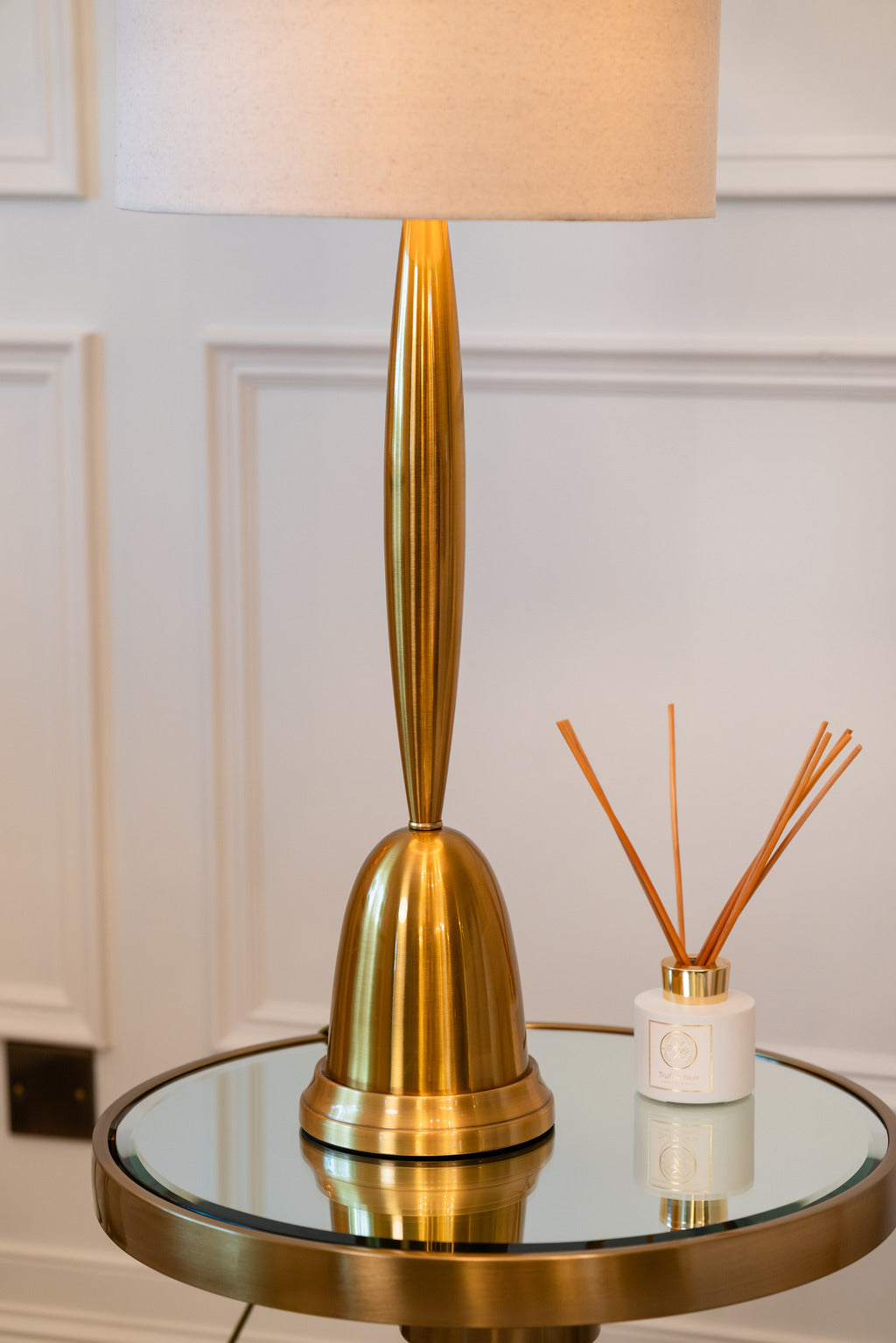 Mirrored table, Gold lamp, Gold, Gold furniture, lamps, Table lamp