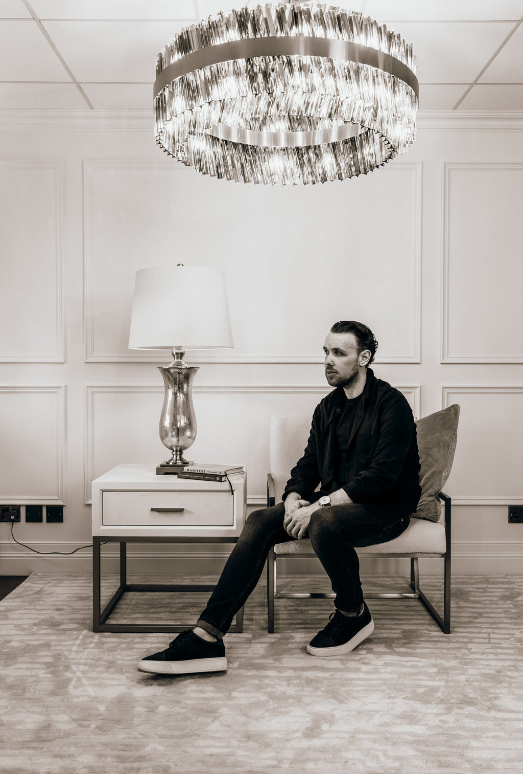 Black and white photography, candid, interior design, interior showrooms
