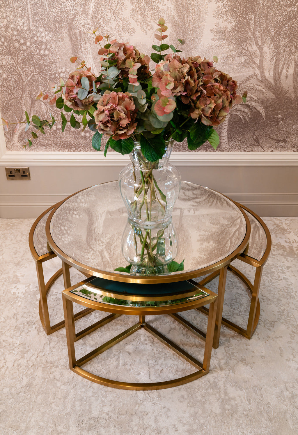 Gold coffee table, mirrored, gold bevelled, Gold Furniture