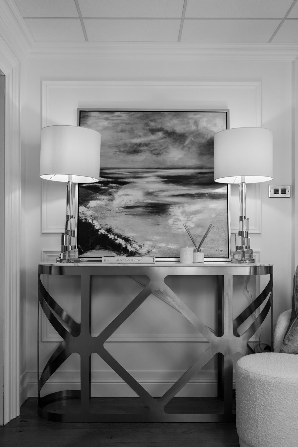 Black and white photography, Interior showroom, Showroom photos, Console table, gold furniture
