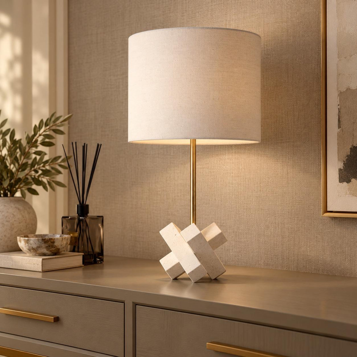 MIA TABLE LAMP